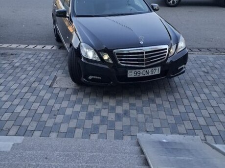 Mercedes E 220 2010