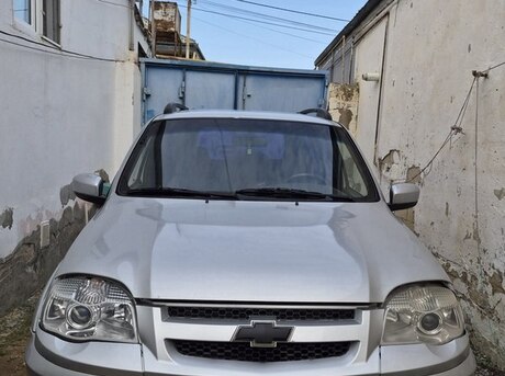 Chevrolet Niva 2013