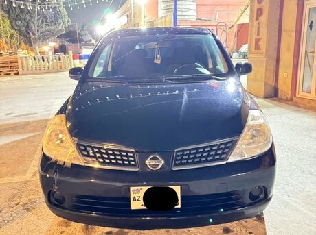 Nissan Tiida 2007