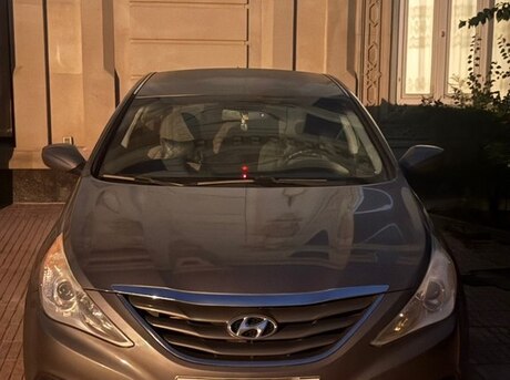 Hyundai Sonata 2012