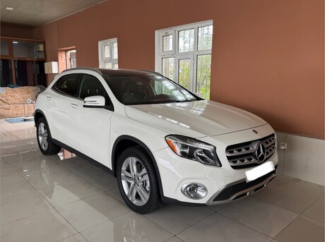 Mercedes GLA 250 4MATIC 2018