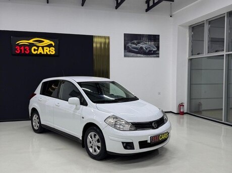 Nissan Tiida 2010