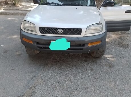 Toyota RAV4 1998