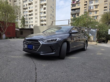 Hyundai Avante 2016