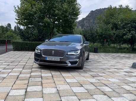 Lincoln MKZ 2017