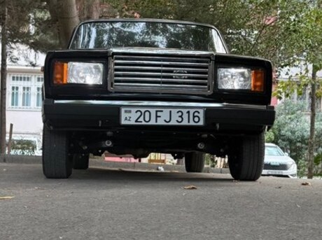 LADA (VAZ) 2107 2011
