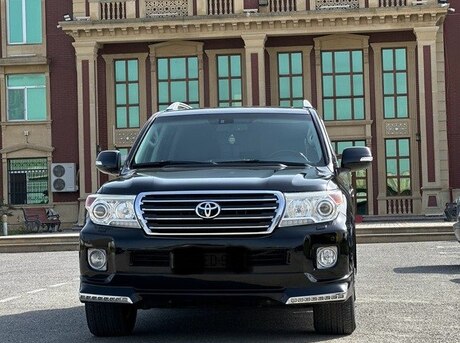 Toyota Land Cruiser 2013