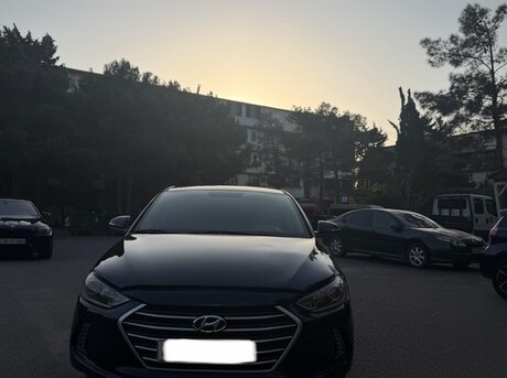 Hyundai Elantra 2017