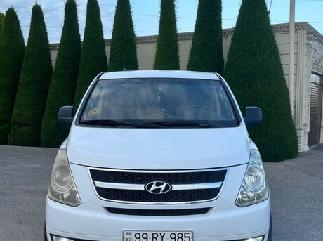 Hyundai H-1 2012
