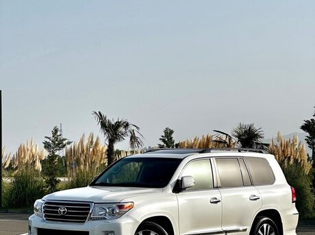 Toyota Land Cruiser 2013