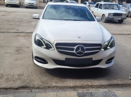 Mercedes E 220 2015
