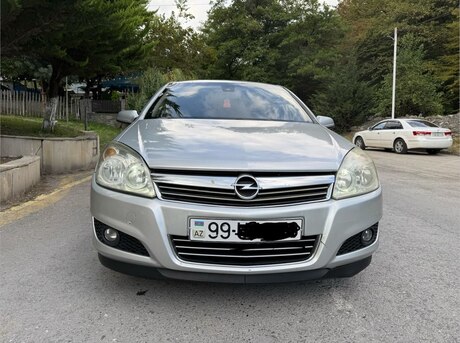 Opel Astra 2007