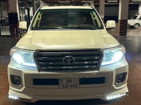 Toyota Land Cruiser 2011