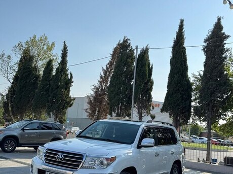 Toyota Land Cruiser 2013