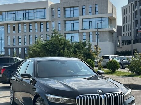 BMW 740 2016