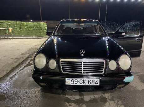 Mercedes E 220 1998