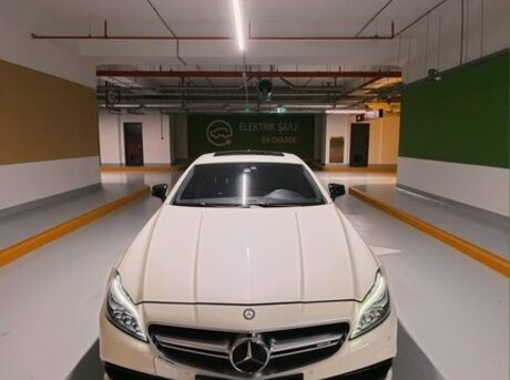 Mercedes CLS 63 AMG 2012