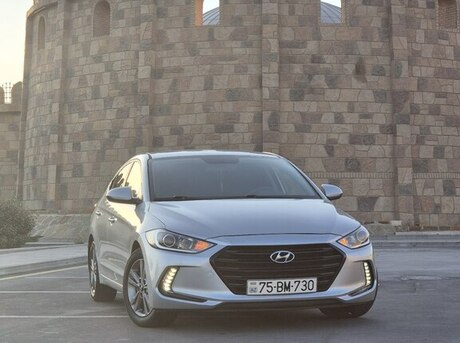 Hyundai Elantra 2017