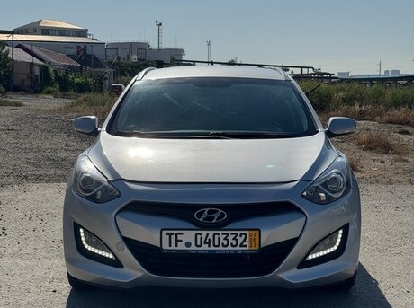 Hyundai i30 2013