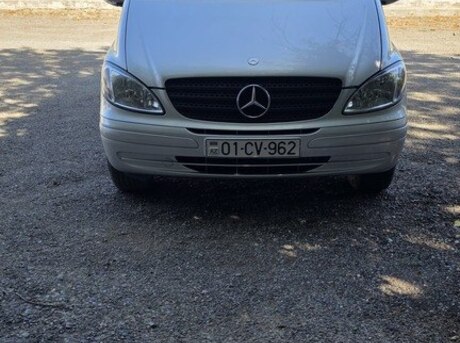 Mercedes  2009