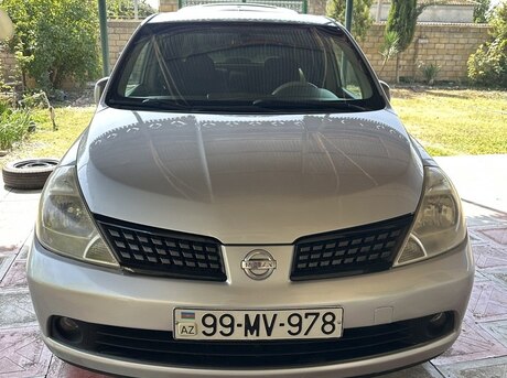 Nissan Tiida 2007