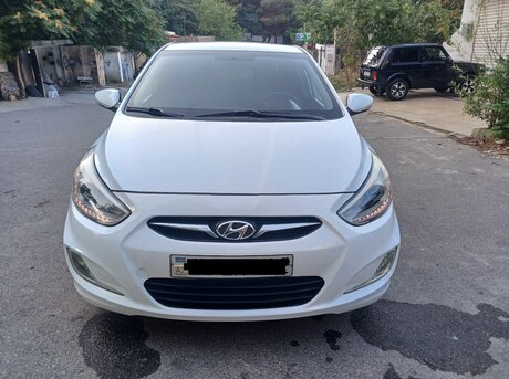 Hyundai Accent 2013