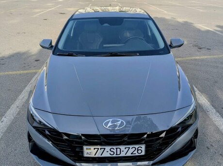 Hyundai Elantra 2021