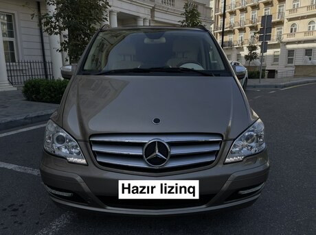 Mercedes Viano 2013