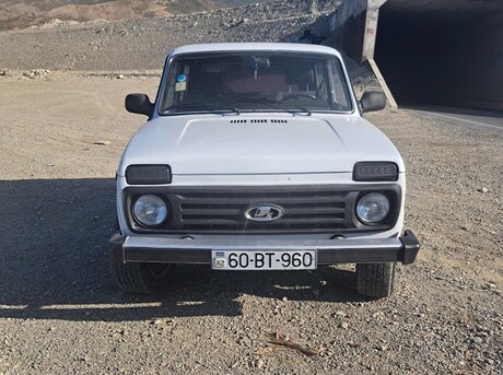 LADA (VAZ) Niva 2008