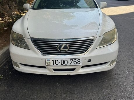Lexus  2009
