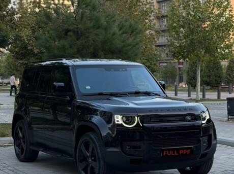 Land Rover Defender 2021