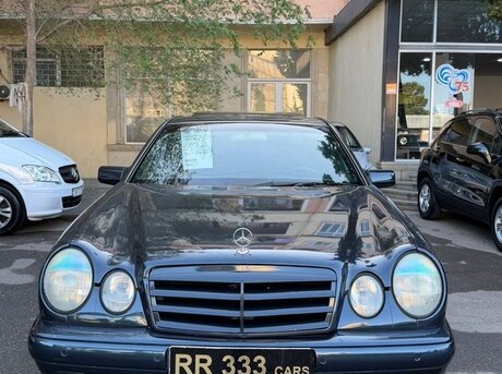 Mercedes E 220 1999