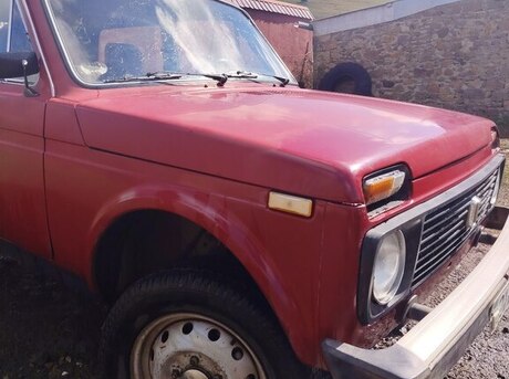 LADA (VAZ) Niva 1996