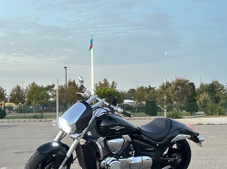 Suzuki Intruder M1800R 2013