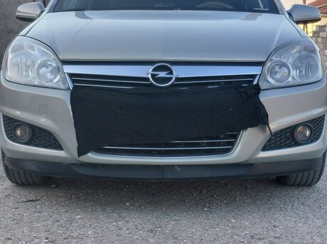 Opel Astra 2007
