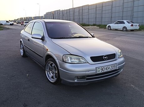 Opel Astra 2001