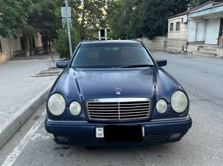 Mercedes E 240 1999