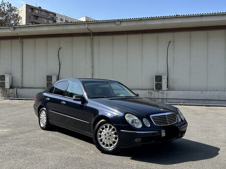 Mercedes E 270 2003