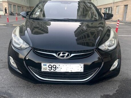 Hyundai Elantra 2011