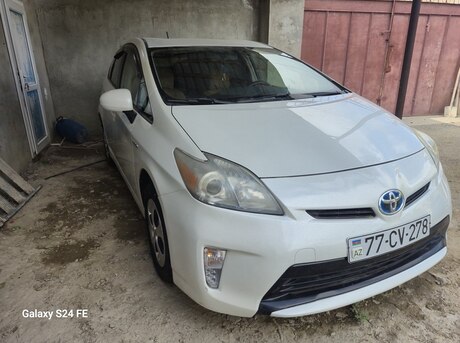 Toyota Prius 2014