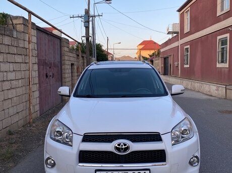 Toyota RAV4 2010