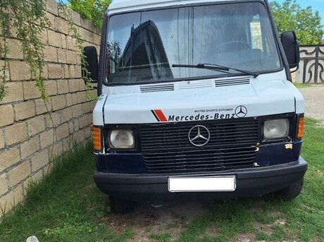 Mercedes 410 D 1992