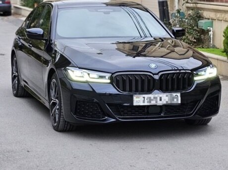 BMW 530e 2021