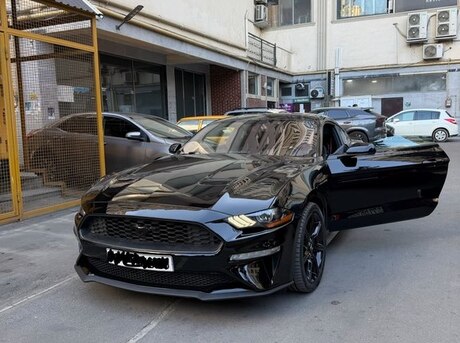 Ford Mustang 2020