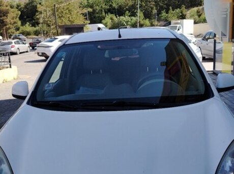 Nissan Micra 2011
