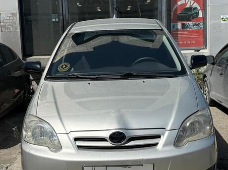 Toyota Corolla 2004
