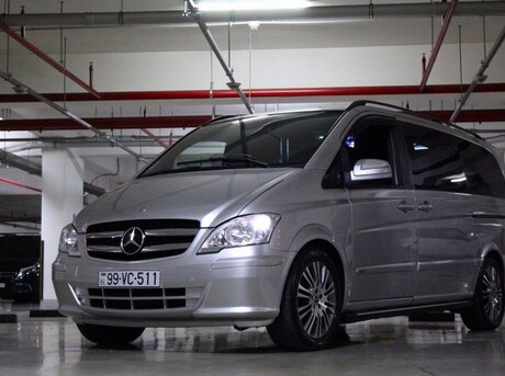 Mercedes Viano 2005