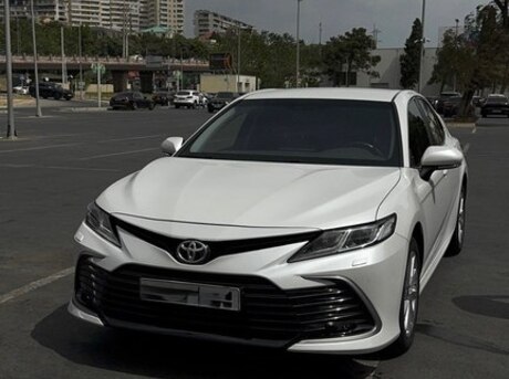 Toyota Camry 2022