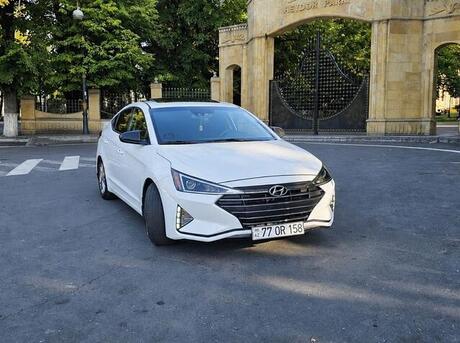 Hyundai Elantra 2020