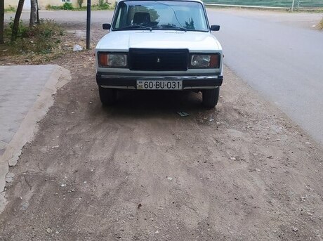 LADA (VAZ) 2107 2000